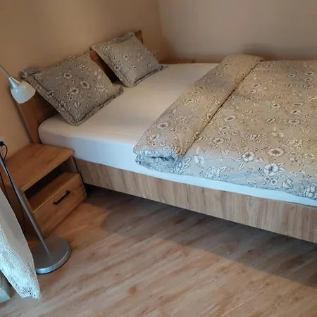 Apartament *